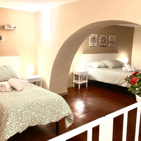 Villa Welcoming House Aeroporto di Catania Fontana Rossa Esterno foto